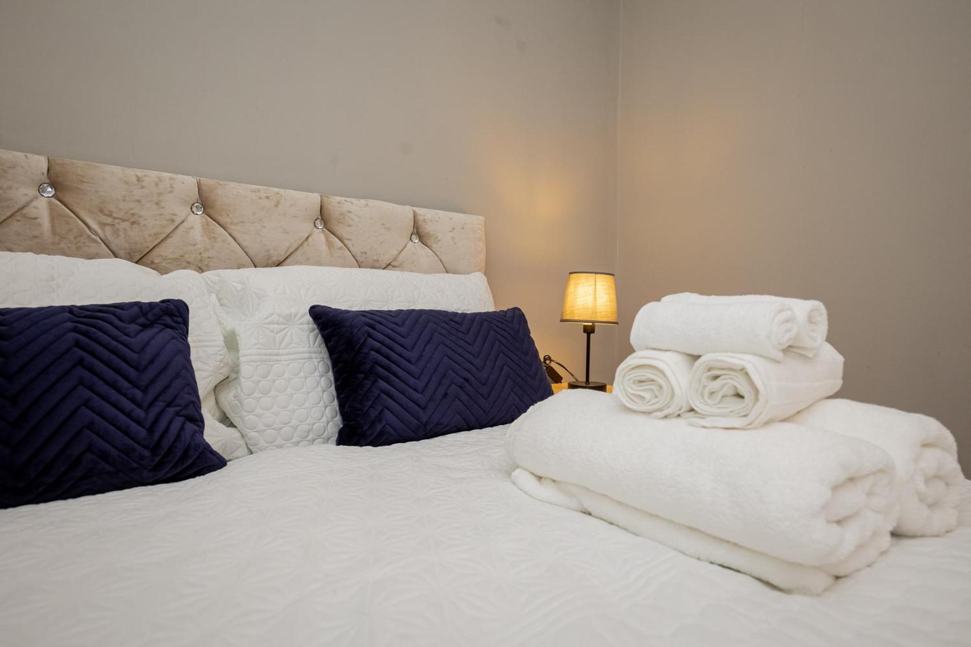 Appartement Modern Spacious 2 Bed With Free Secure Parking Wolverhampton